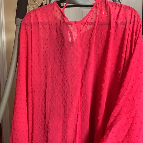 Torrid beautiful cocoon wrap or bathing suit cover. Dotted sheer hot pink 5/6x - Picture 10 of 10